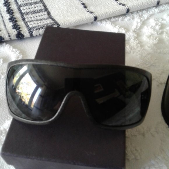 Prada sunglasses woman new original with all certifical - Picture 6 of 6